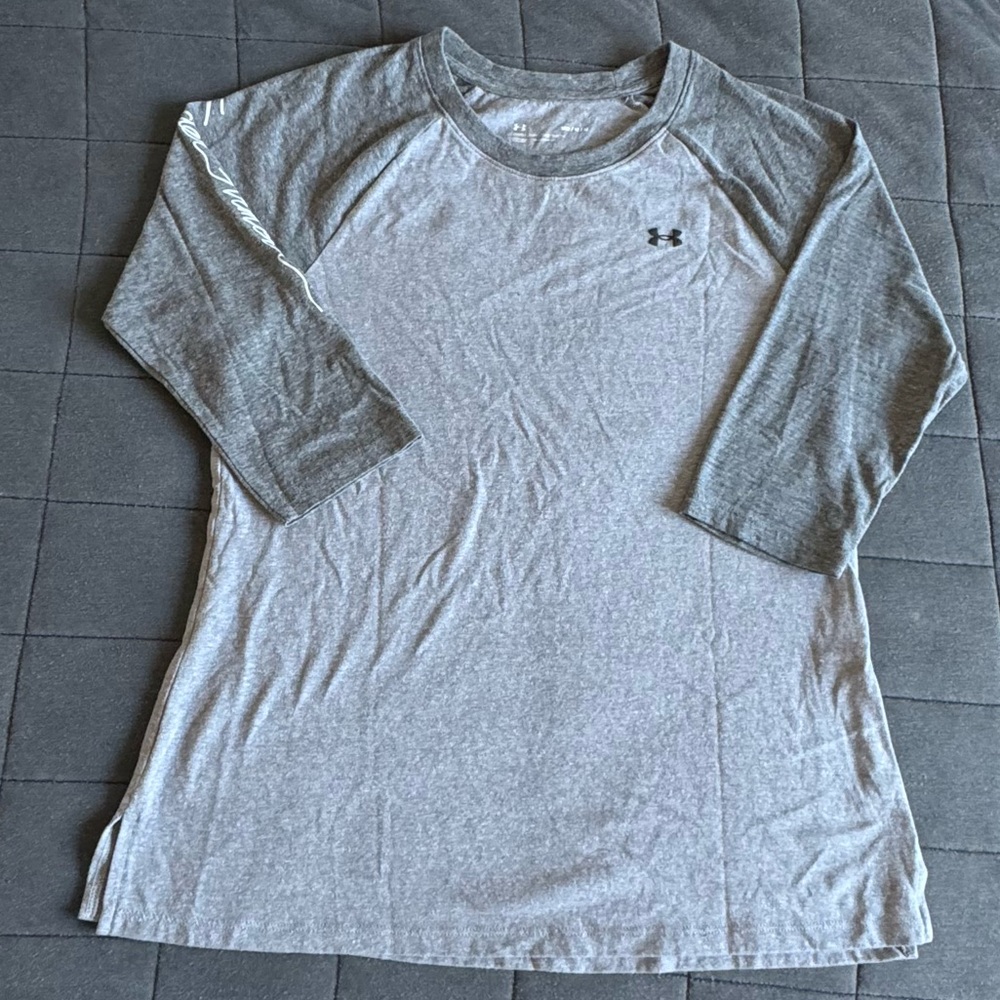 Under Armor 3/4 Sleeve Shirt!